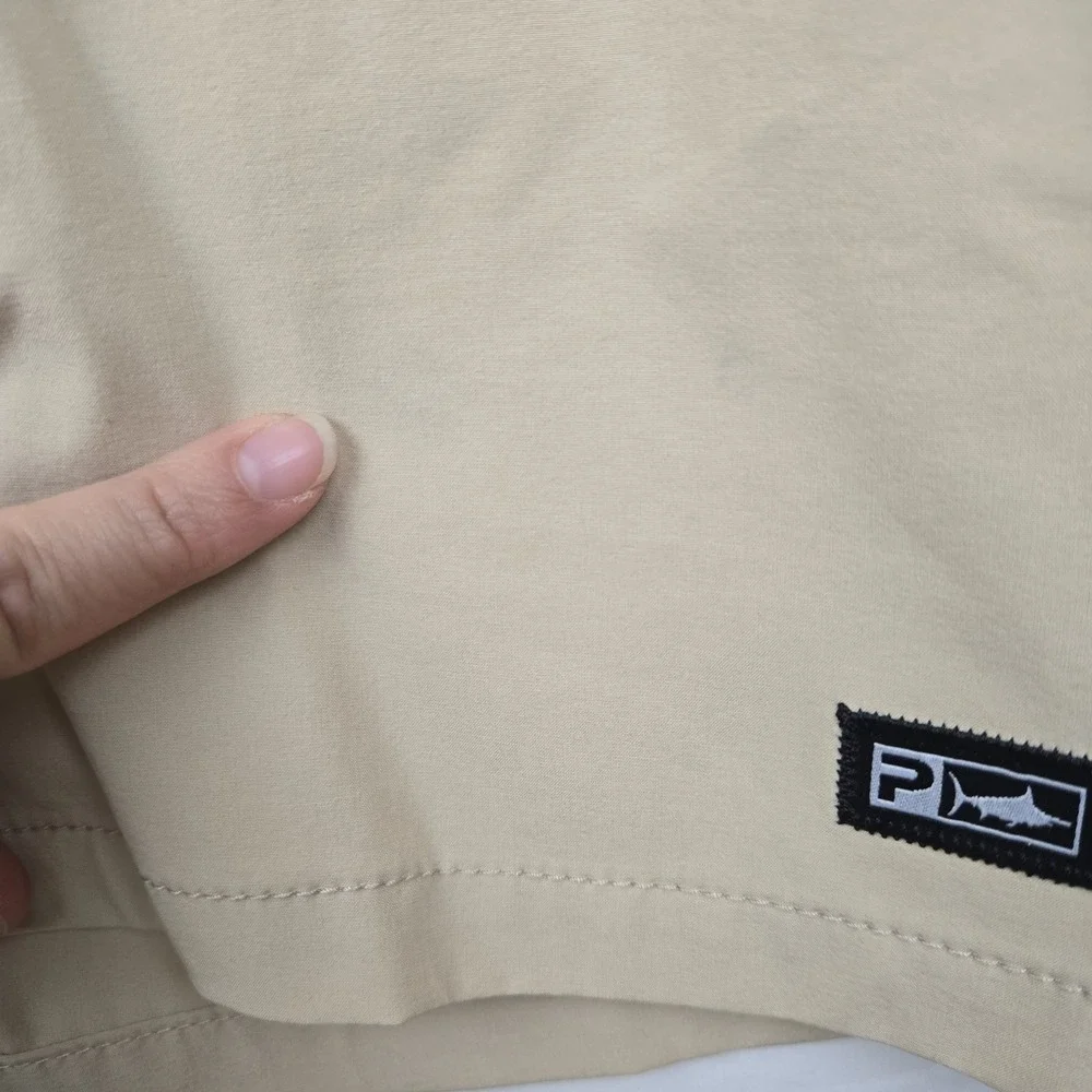 Pelagic Mako High Performance Hybrid Fishing Shorts Size 40 Khaki